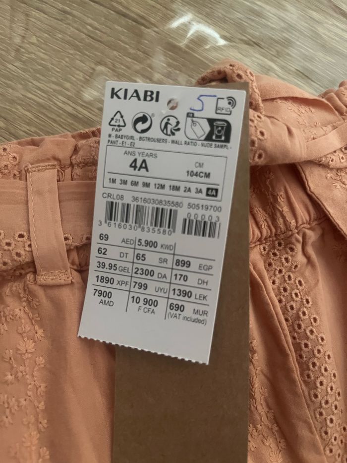 Pantalon kiabi 4 ans neuf - photo numéro 5