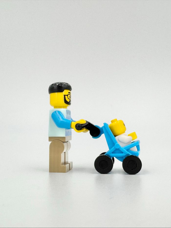 Lego City : Papa promène son Bébé dans la Poussette - NEUF - photo numéro 8