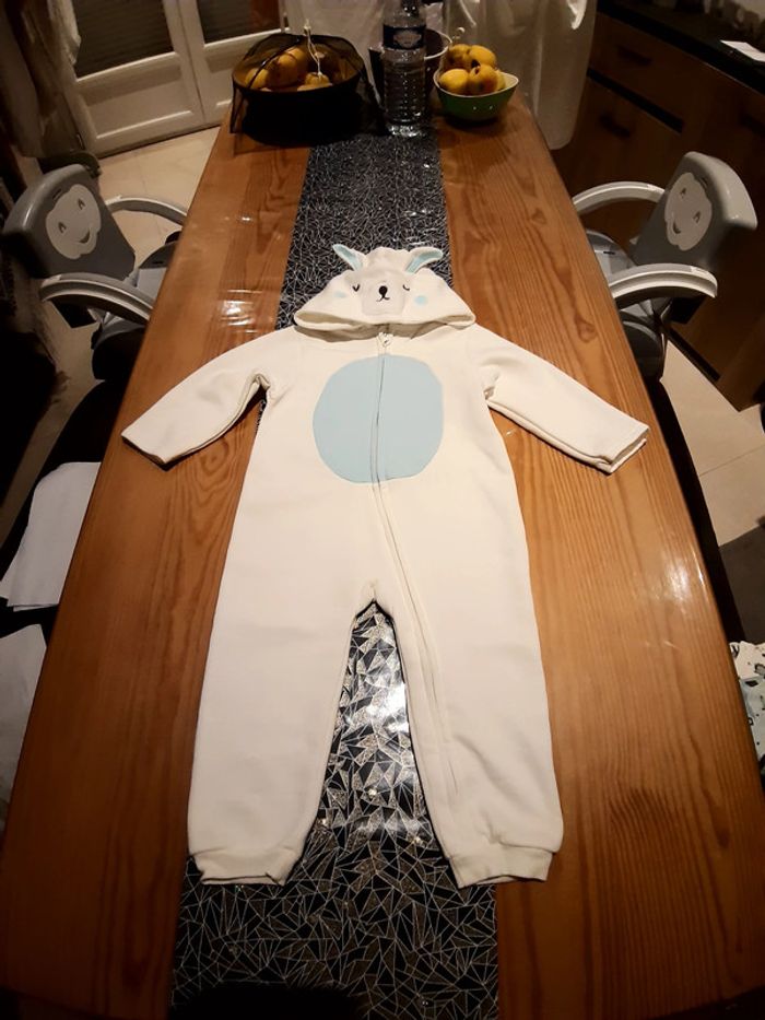 Sur Pyjama - photo numéro 2