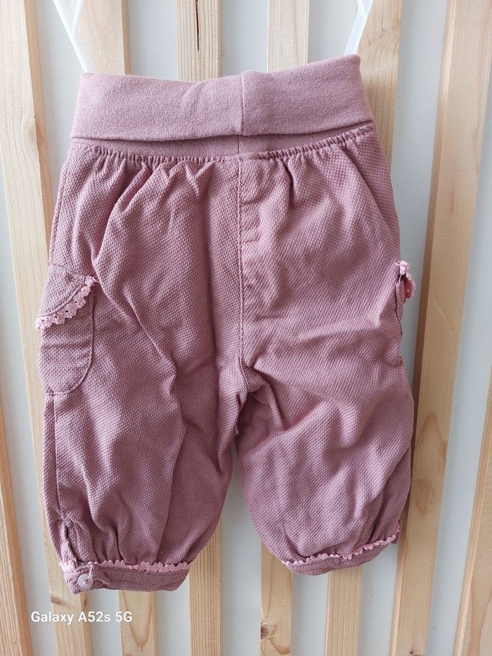 Pantalon fille 3 mois - photo numéro 2