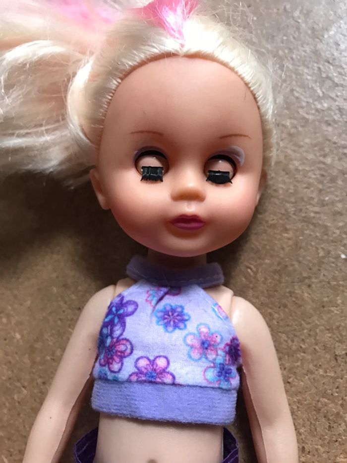 Petite poupée - photo numéro 2