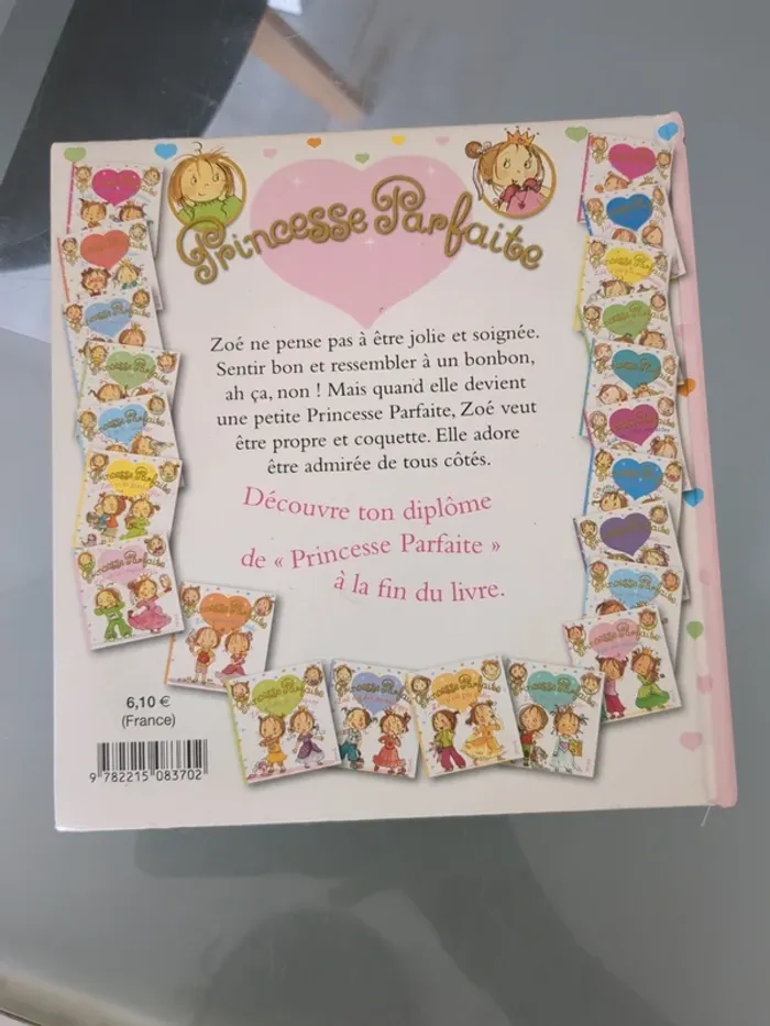 Livre Zoé Princesse parfaite - photo numéro 2