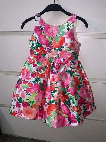 Très jolie robe (taille 3 ans)