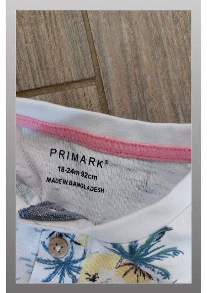 Beau tee shirt coloré palmier 18 mois primark - photo numéro 2