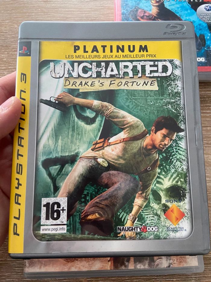Lot de 3 jeux uncharted sur ps3 - photo numéro 2