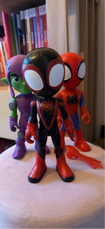 Figurines spidey 
