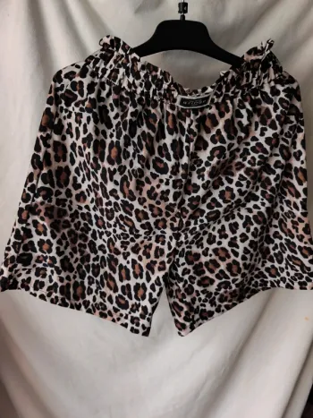 Short léopard - taille : 15 ans