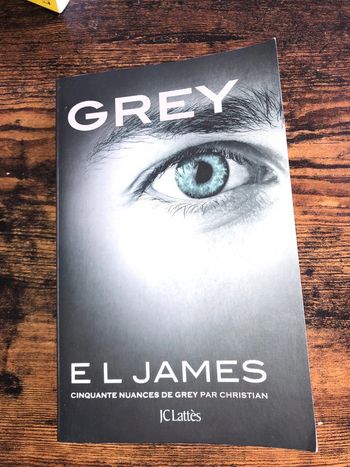 Livre « Grey »