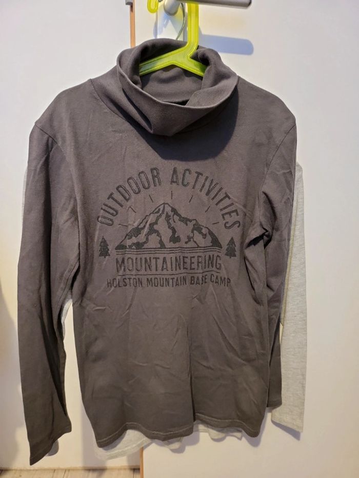 Lot 2 Sous pull garçon 12 ans vertbaudet très bon état