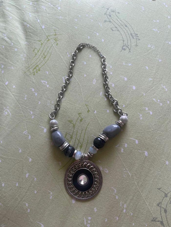 Collier