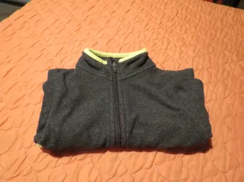 Gilet a zippé taille 3 ans garçon