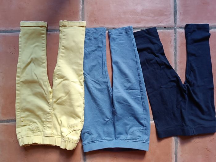 Lot de trois pantalons 18 mois obaibi