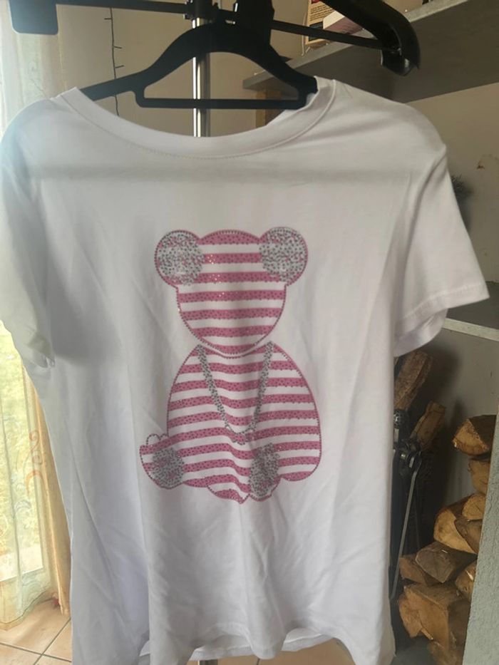 Teeshirt blanc nounours rose devant