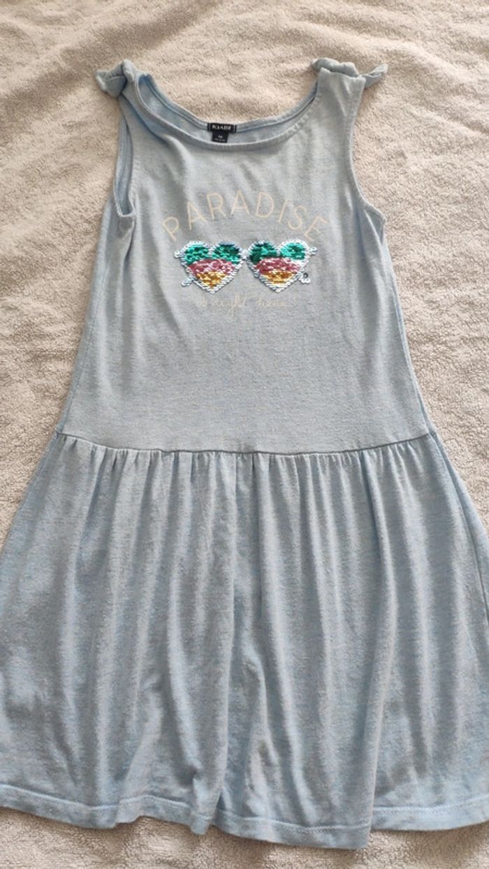 Robe bleu clair Kiabi 8 ans coeur sequins