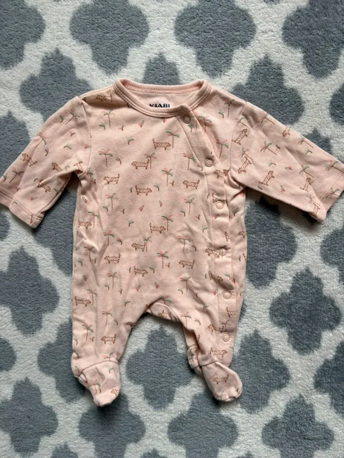 Lot de 2 pyjamas Kiabi 0 mois (48-51cm) - photo numéro 3