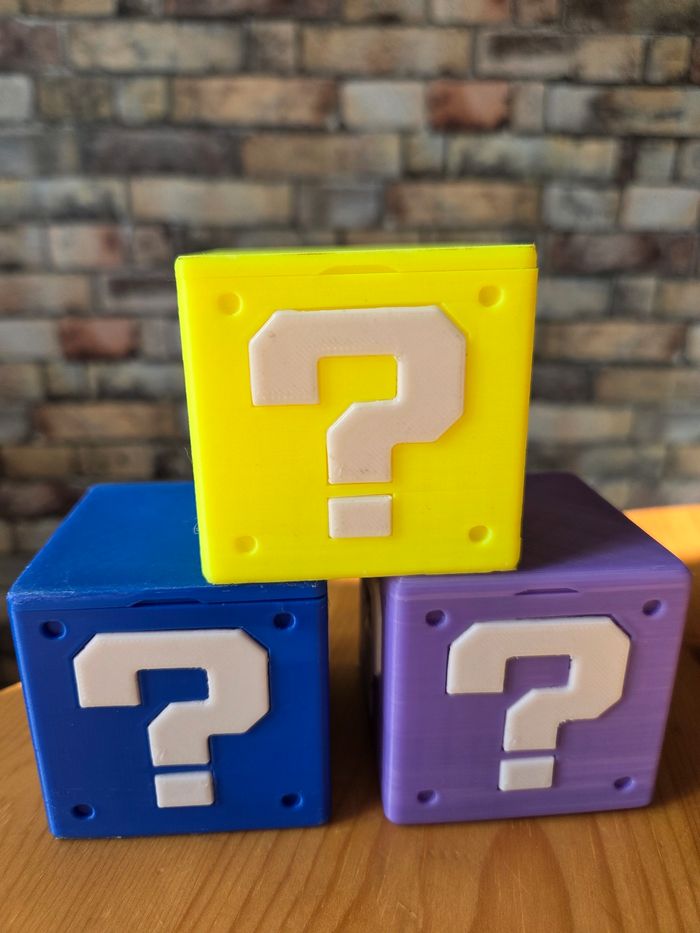 Boite de rangement jeux de switch 1 et 2  Mario