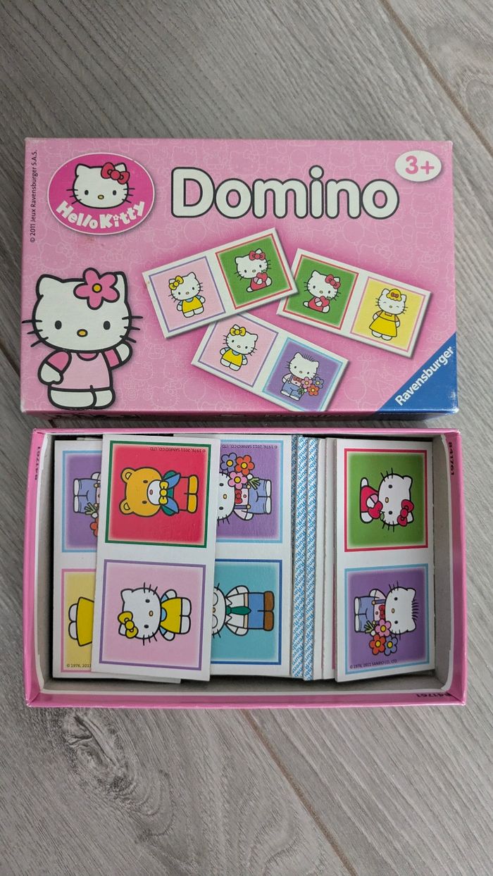 Domino Hello Kitty