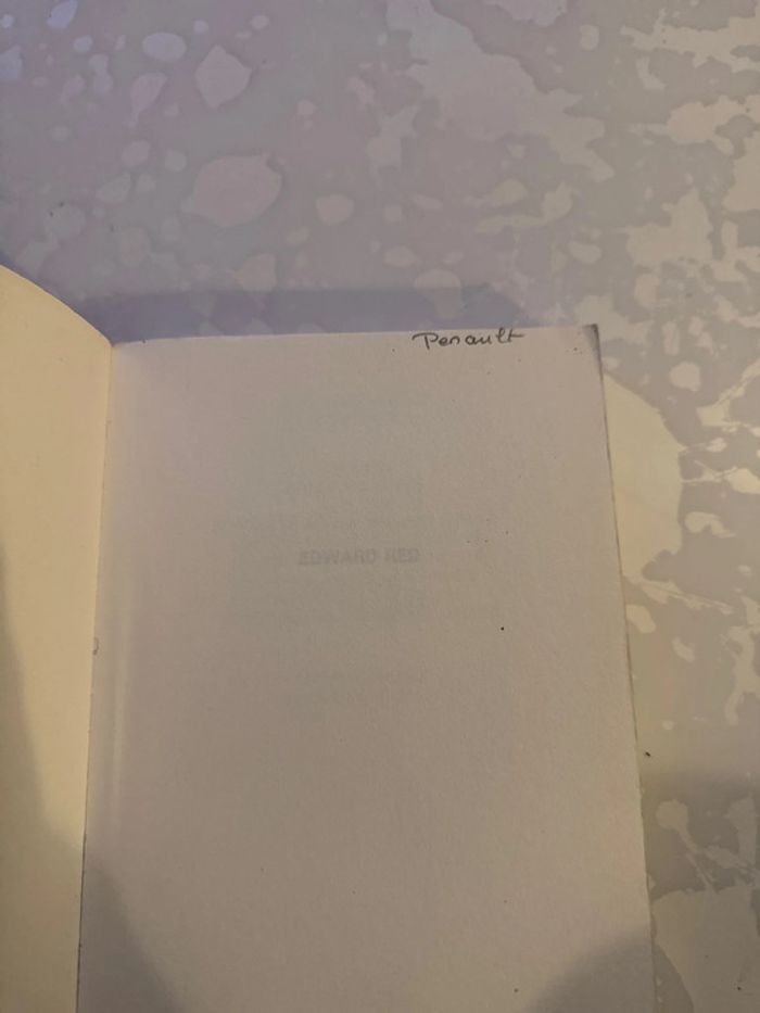 Livre edward red - a.j. Butcher - photo numéro 2