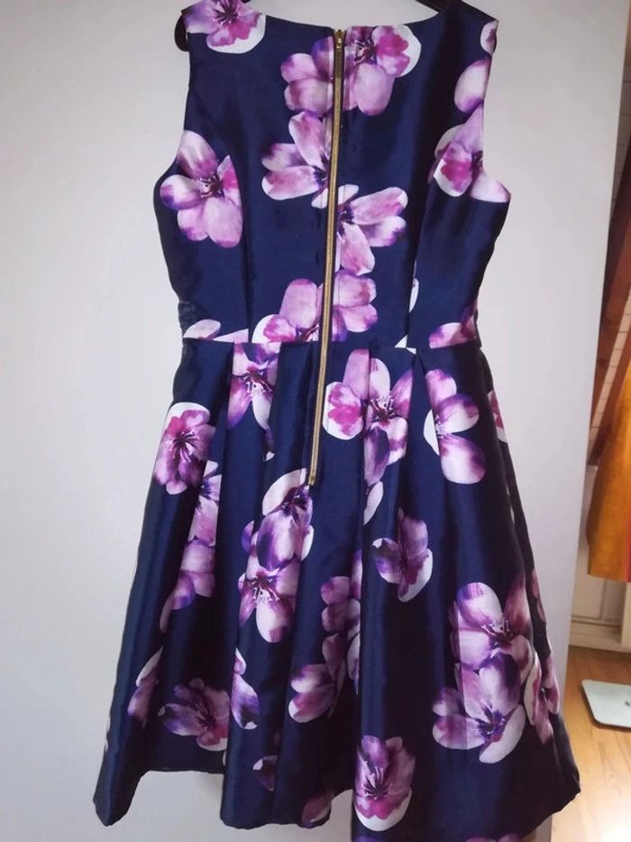 Robe de cocktail - photo numéro 2