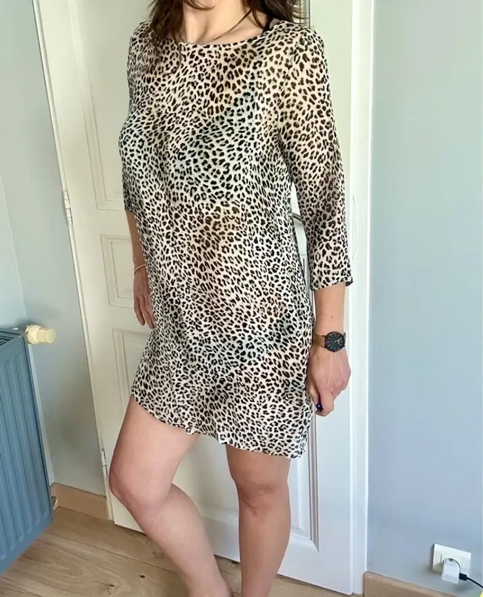 Ravissante robe motif léopard – Ba&sh taille 36 , S , 1 - photo numéro 6