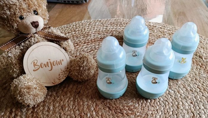 Lot de 4 biberons
