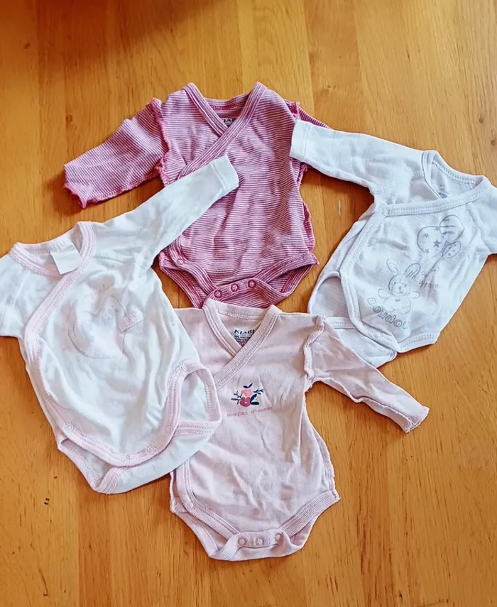 Lot de 7 bodies fille - photo numéro 2