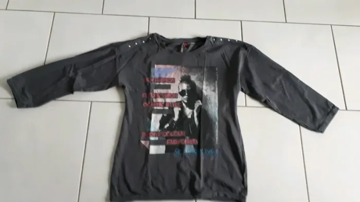 Tee-shirt"orchestra"taiĺe 14 ans