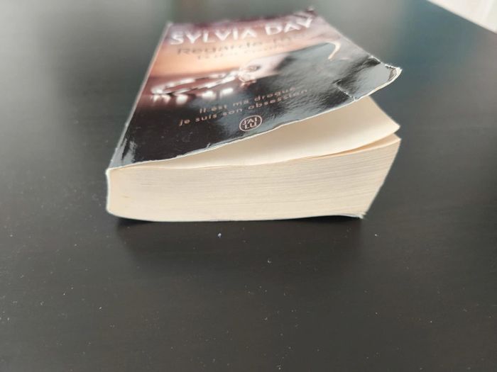 Livre Sylvia Day Regarde-moi - photo numéro 5