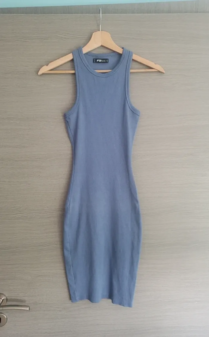 Robe moulante