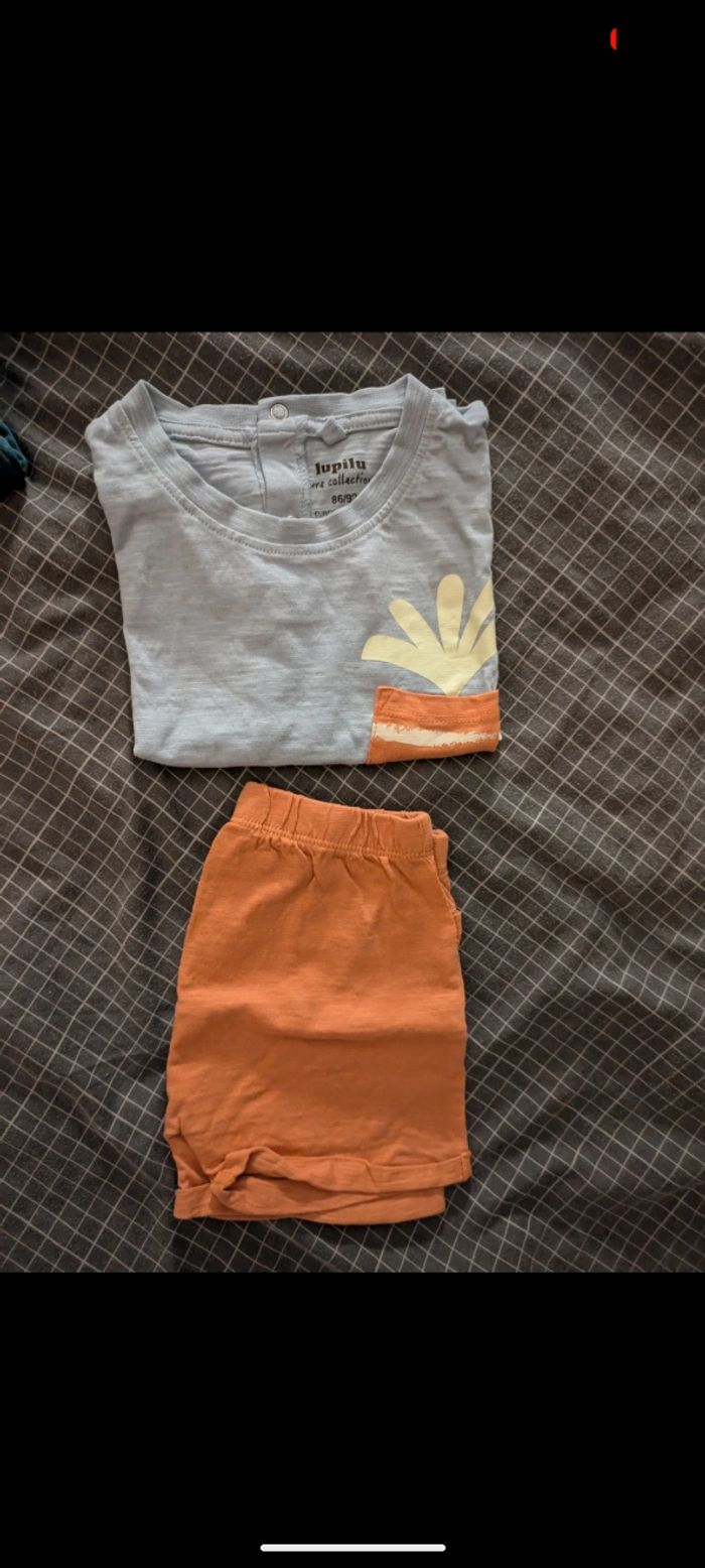 Ensemble short/tee-shirt