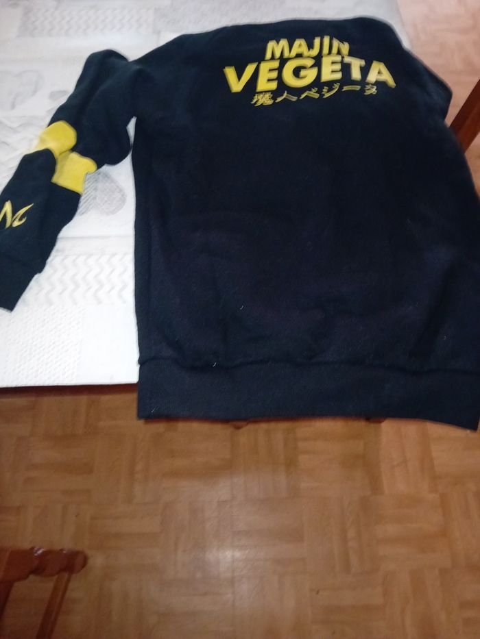 Pull à capuche DBZ - photo numéro 3