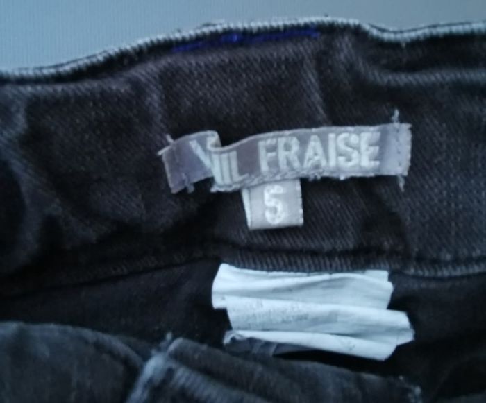 Jupe 5 ans fille vynil fraise - photo numéro 3