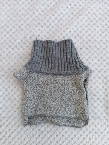 Tour de Cou Bébé – Gris, Pratique & Confortable