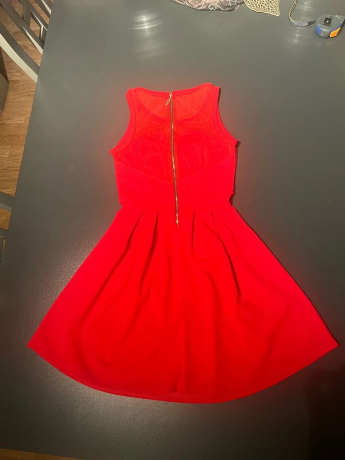 Robe rouge - photo numéro 2