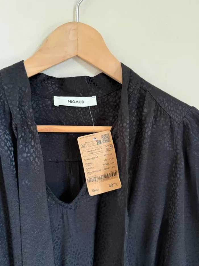 Robe satinée noire Promod - photo numéro 4