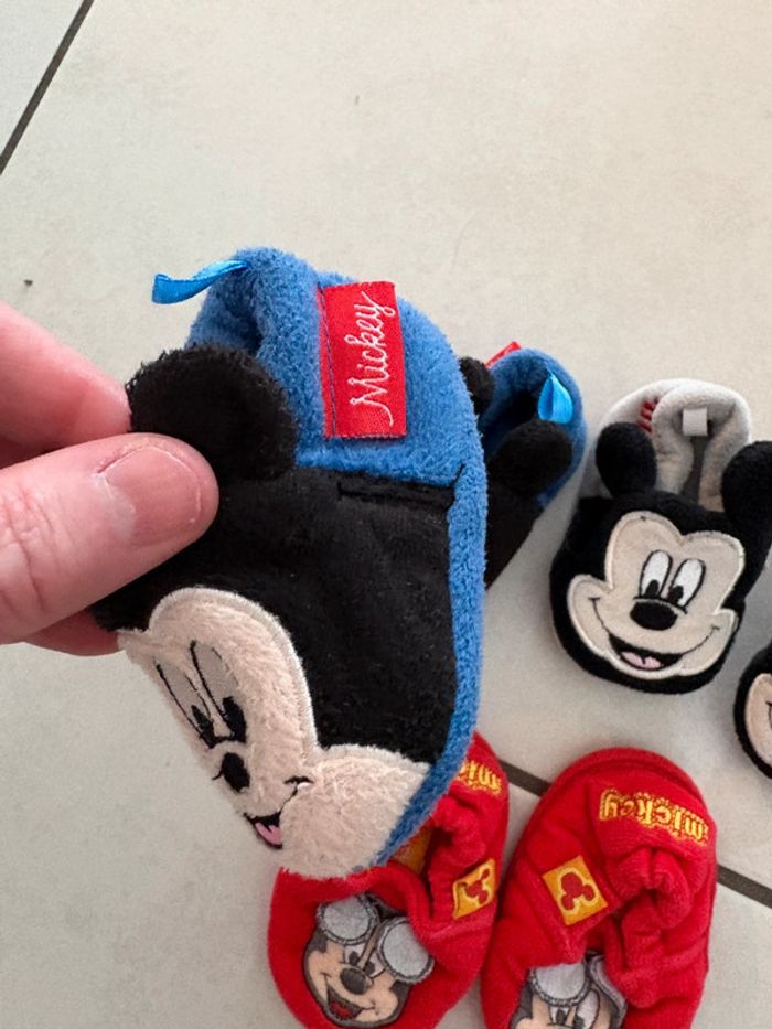 3 paires de chaussons Disney bebe T.0-3 mois - photo numéro 4