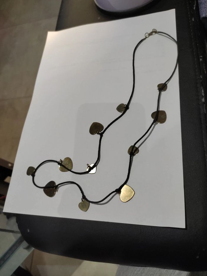 Sautoir noir et doré