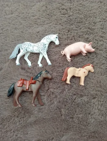 Lot de 4 figurines playmobil animaux