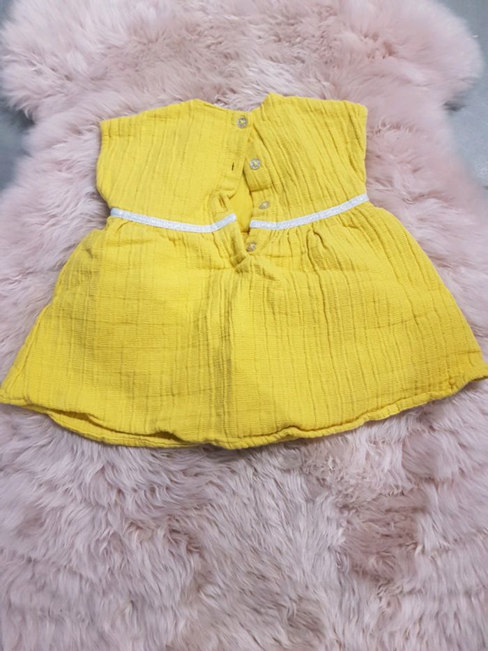 Robe moutarde - photo numéro 2