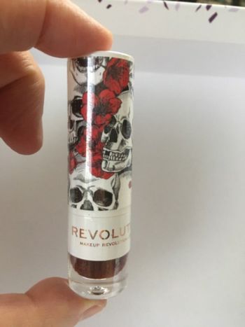 Rouge à lèvres Revolution édition limitée Halloween neuf sous blister