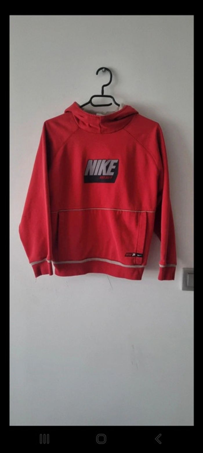Pull nike 12 ans