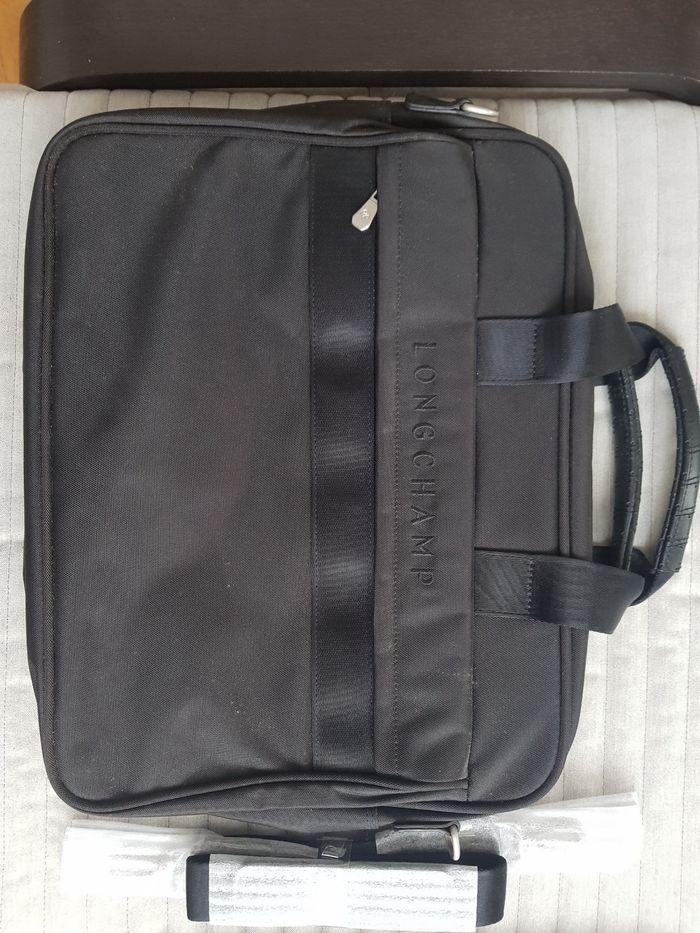 Sacoche LONGCHAMPS neuve - photo numéro 5