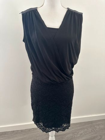 Petite robe noire drapée et dentelle IKKS T38 M