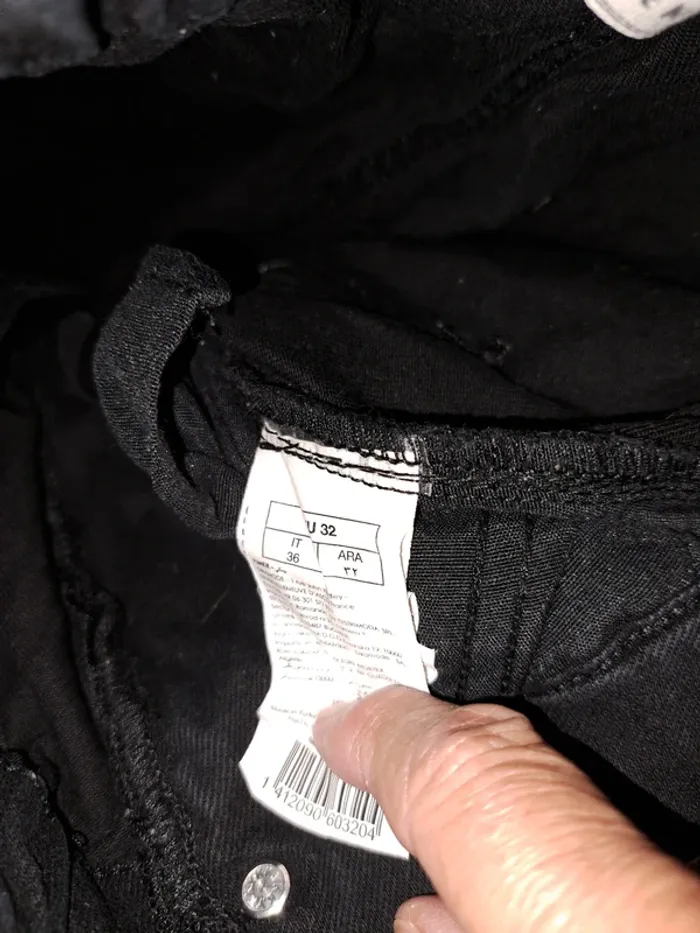 Jean taille 32 - photo numéro 4