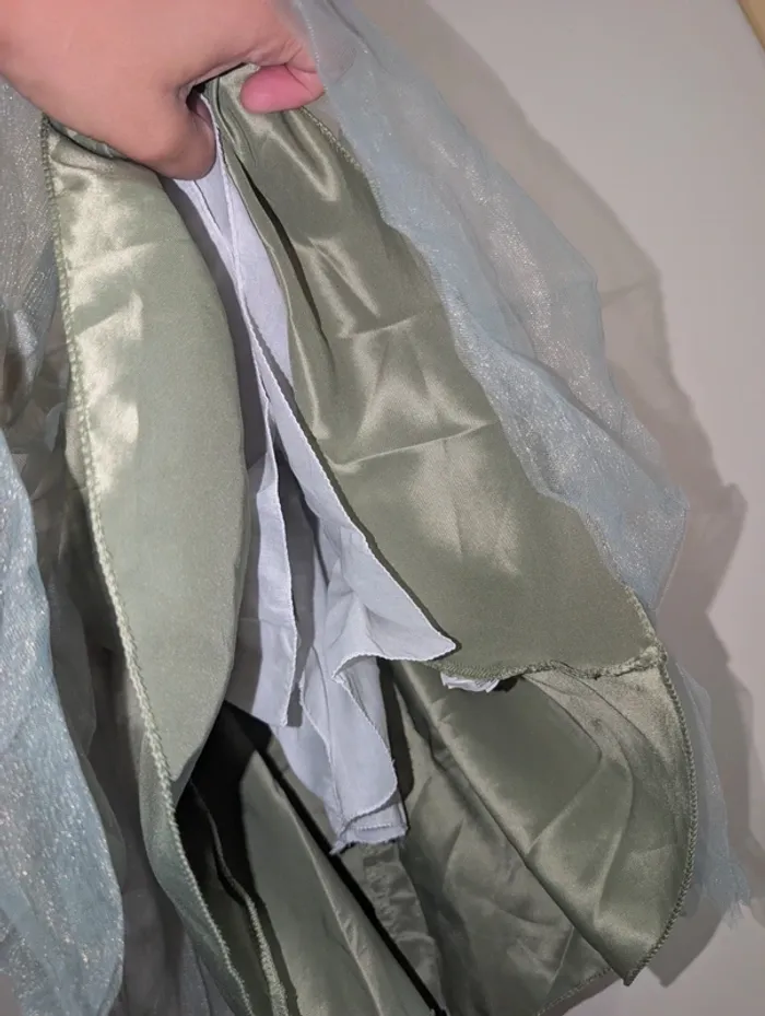 Magnifique robe de cérémonie vert fleurie 18-24 mois - photo numéro 9