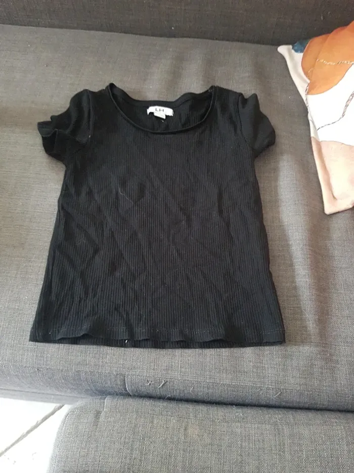 Tee shirt
