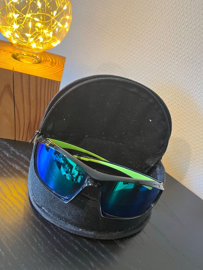 Altimètre et accessoires parachutistes - photo numéro 10