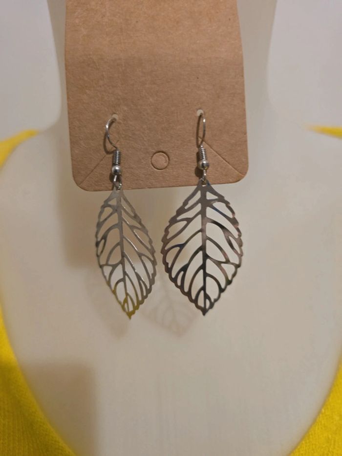 Magnifique Boucles-doreilles neuve - photo numéro 3