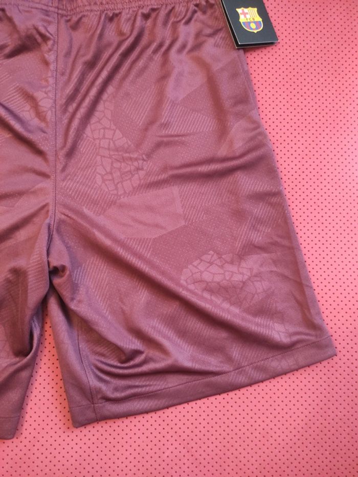 Short de foot FC Barcelone, Nike Authentique Officiel taille Adulte S Homme, Neuf - photo numéro 12