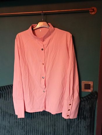 Blouse rose tissu satiné